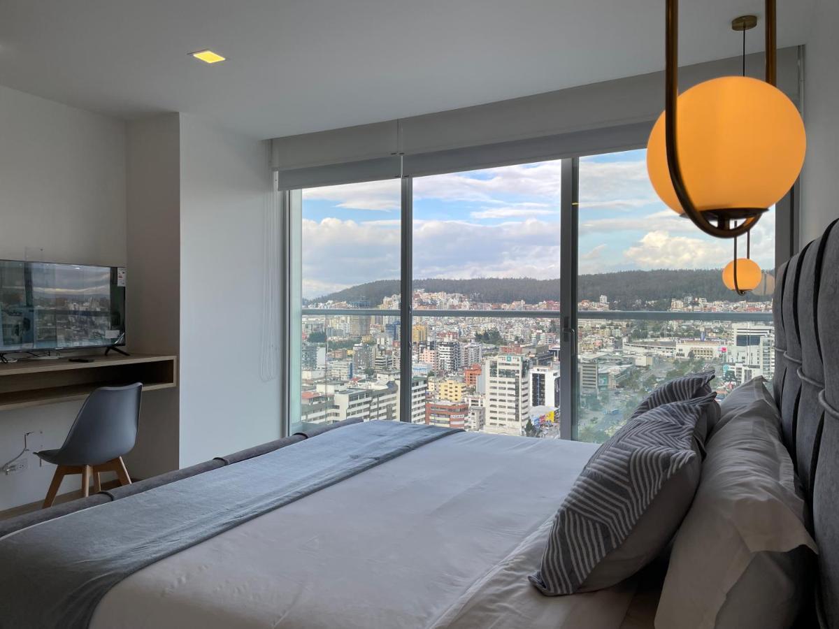 Nueva Suite-Piso 21 Vista La Carolina @One Quito Eksteriør billede